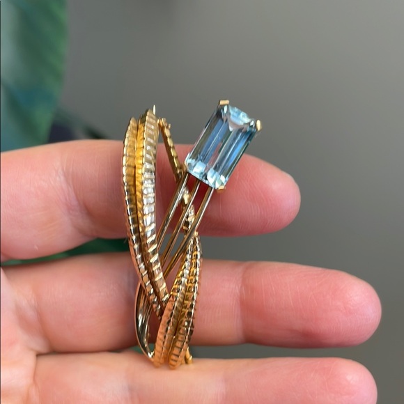 Vintage 1980s Costume Jewellery Gold Tone Pin Blue Gemstone Brooch Jewelry - Picture 2 of 9